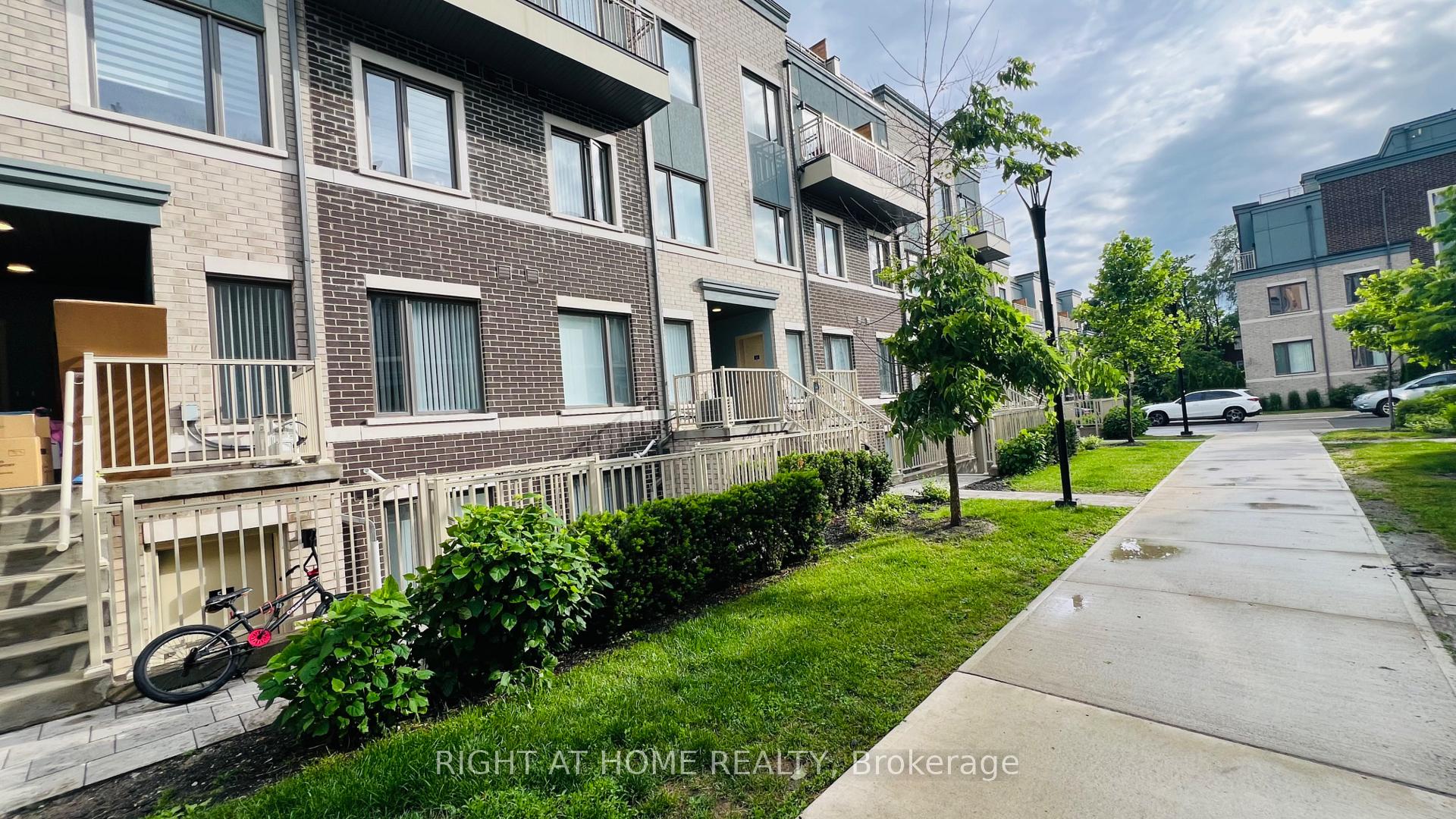 Photo 3 of Unit 53, 5 William Jackson Way, Etobicoke, New Toronto — HOMEH