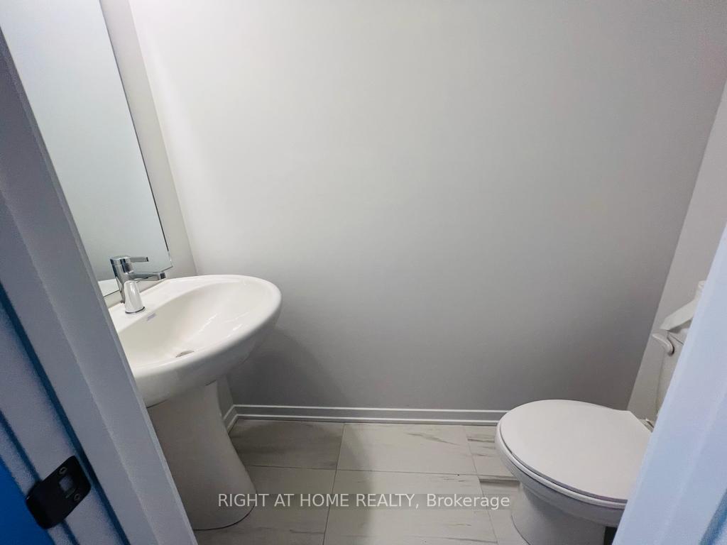 Photo 14 of Unit 53, 5 William Jackson Way, Etobicoke, New Toronto — HOMEH