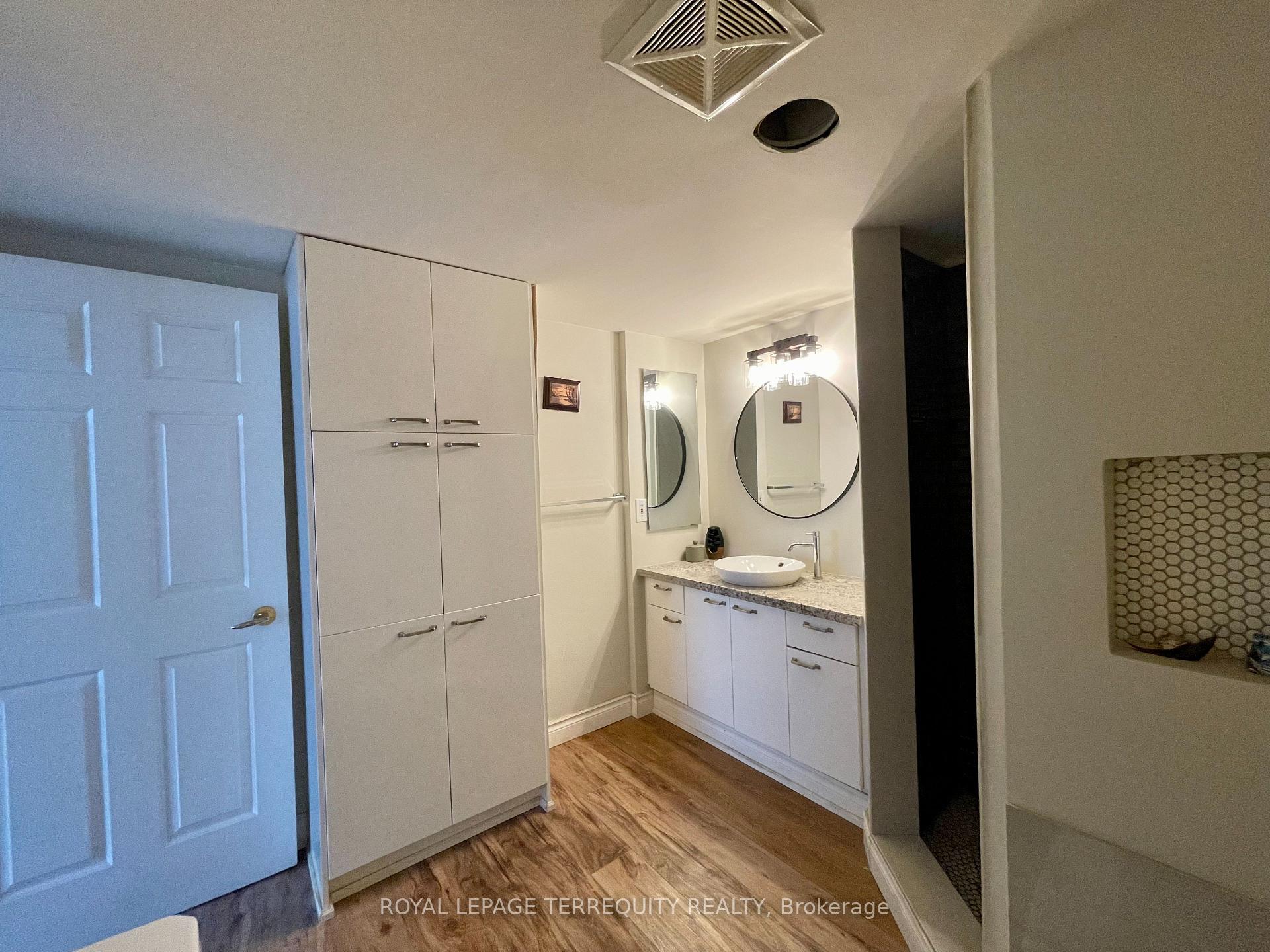 Photo 22 of Unit 1009, 30 Greenfield Avenue, North York, Willowdale East — HOMEH