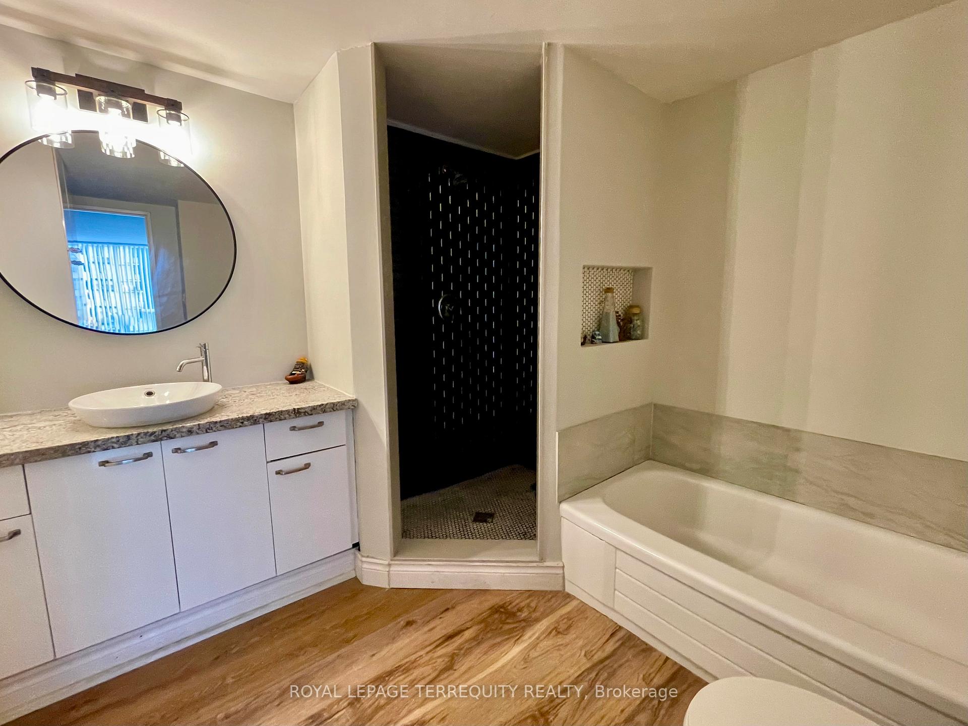 Photo 23 of Unit 1009, 30 Greenfield Avenue, North York, Willowdale East — HOMEH