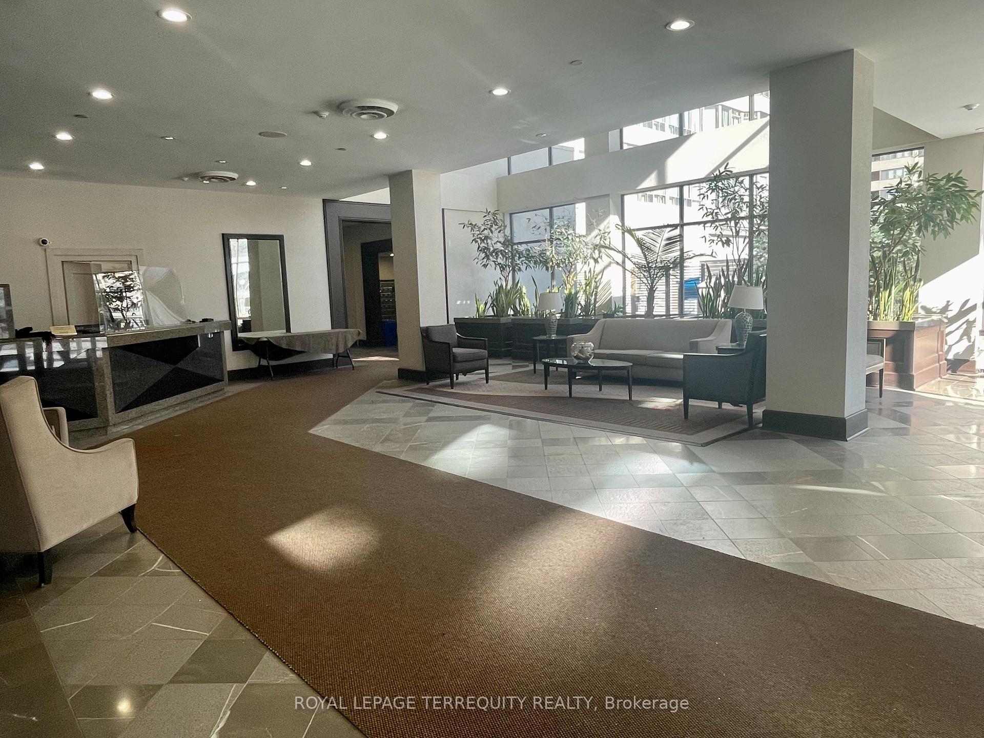 Photo 24 of Unit 1009, 30 Greenfield Avenue, North York, Willowdale East — HOMEH