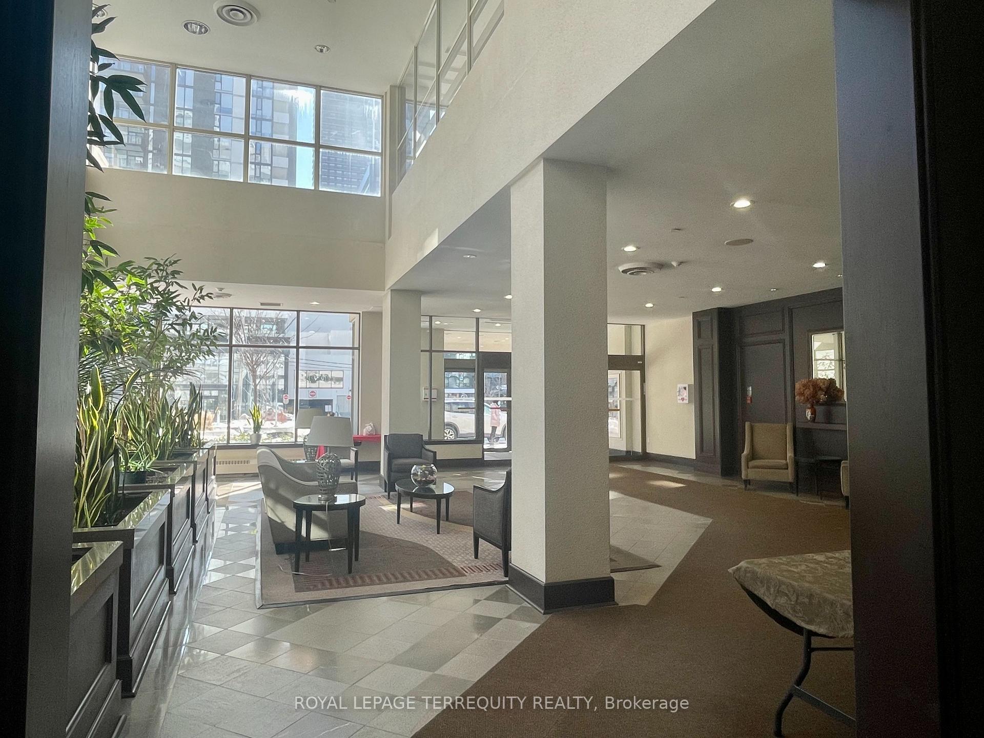 Photo 25 of Unit 1009, 30 Greenfield Avenue, North York, Willowdale East — HOMEH