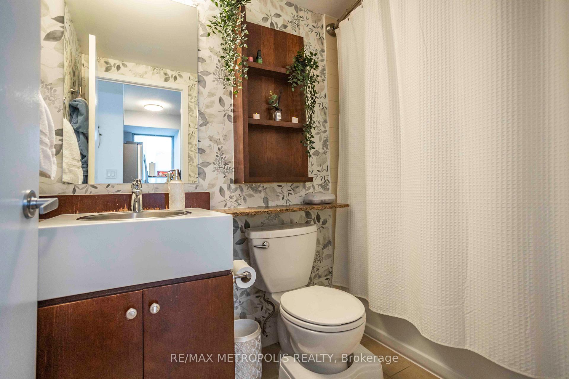 Photo 12 of Unit 2510, 5 Mariner Terrace, Toronto, Waterfront Communities — HOMEH