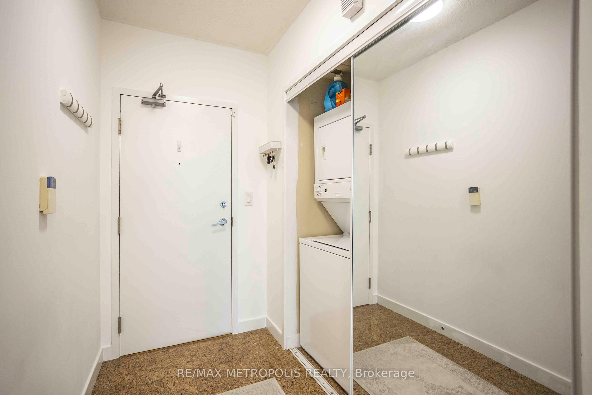 Photo 14 of Unit 2510, 5 Mariner Terrace, Toronto, Waterfront Communities — HOMEH
