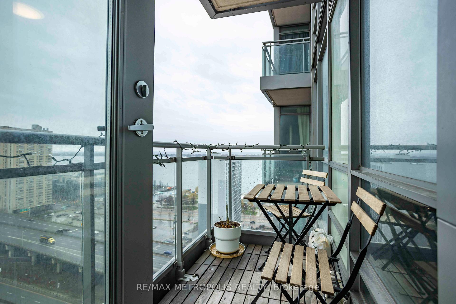 Photo 16 of Unit 2510, 5 Mariner Terrace, Toronto, Waterfront Communities — HOMEH
