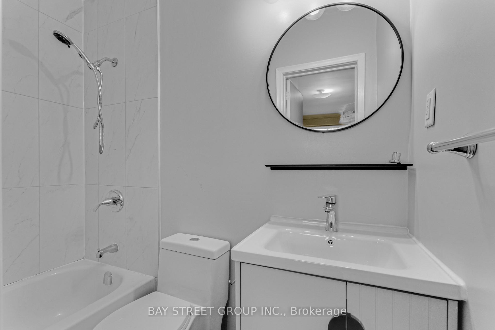 Photo 17 of Unit Upper, 40 Bellbury Crescent, North York, Don Valley Village — HOMEH