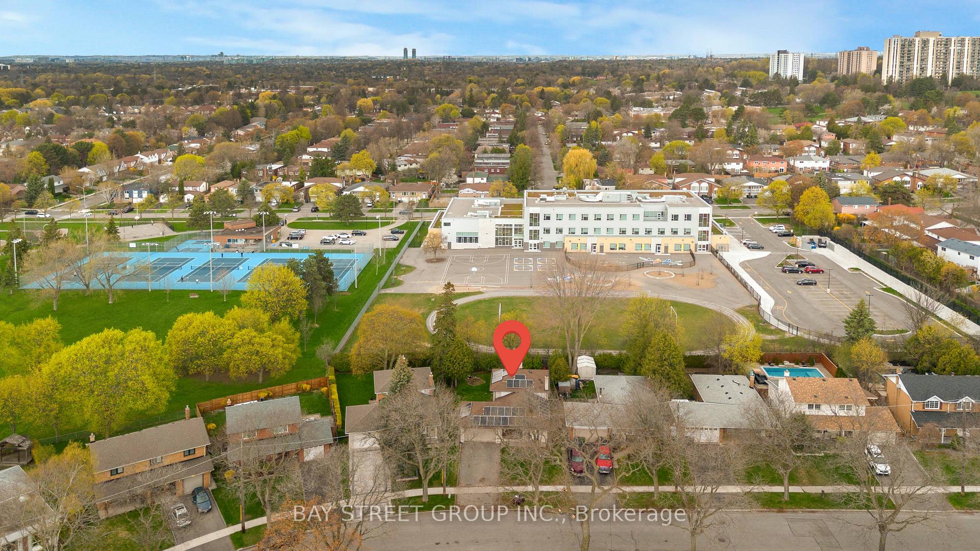 Photo 27 of Unit Upper, 40 Bellbury Crescent, North York, Don Valley Village — HOMEH