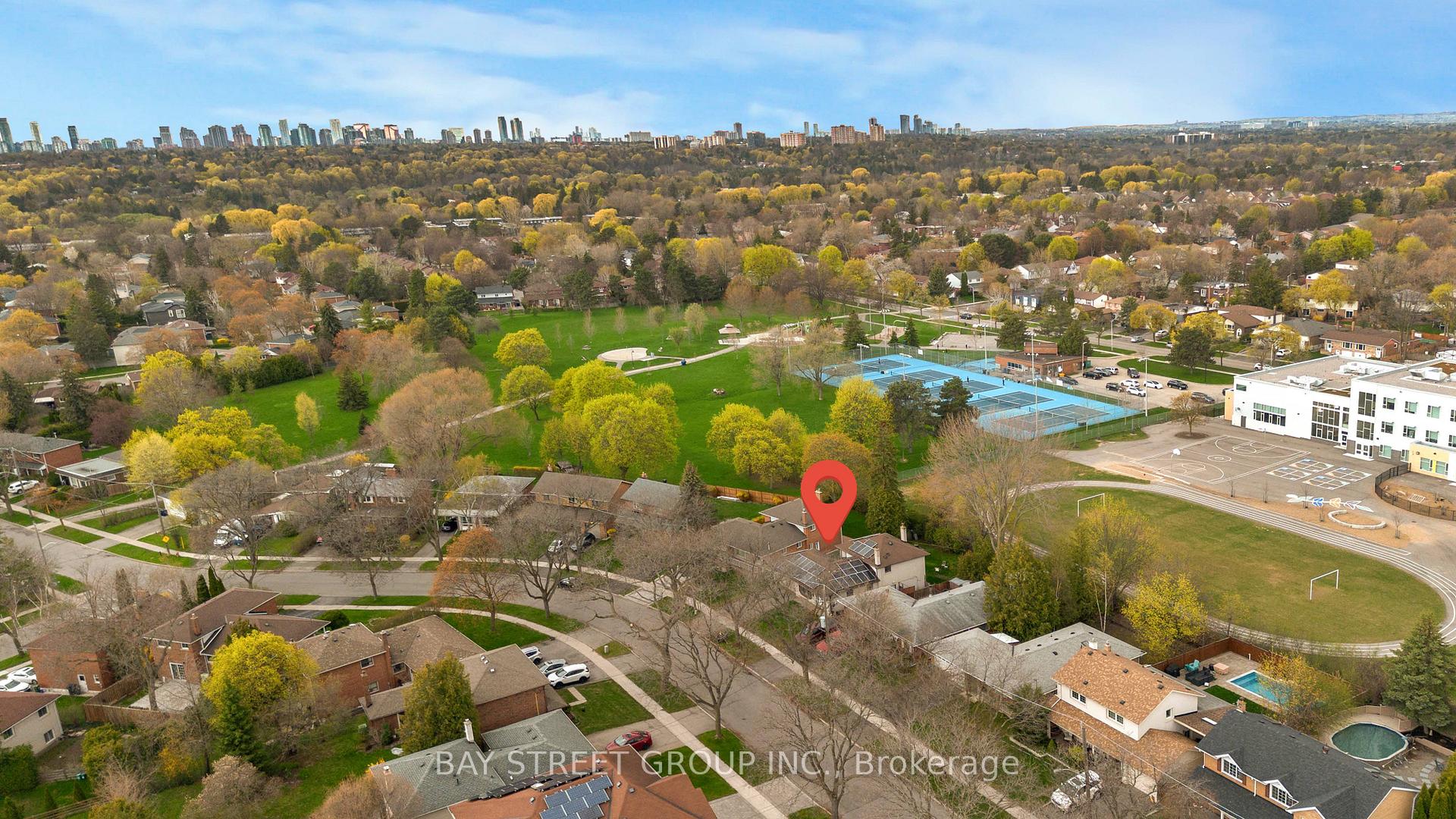 Photo 28 of Unit Upper, 40 Bellbury Crescent, North York, Don Valley Village — HOMEH