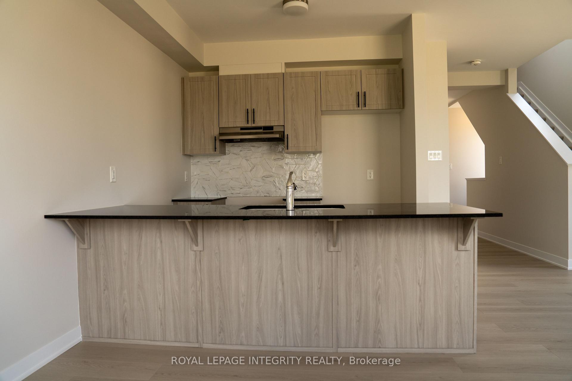Photo 11 of 735 Haflinger Row, Ottawa, Richmond — HOMEH