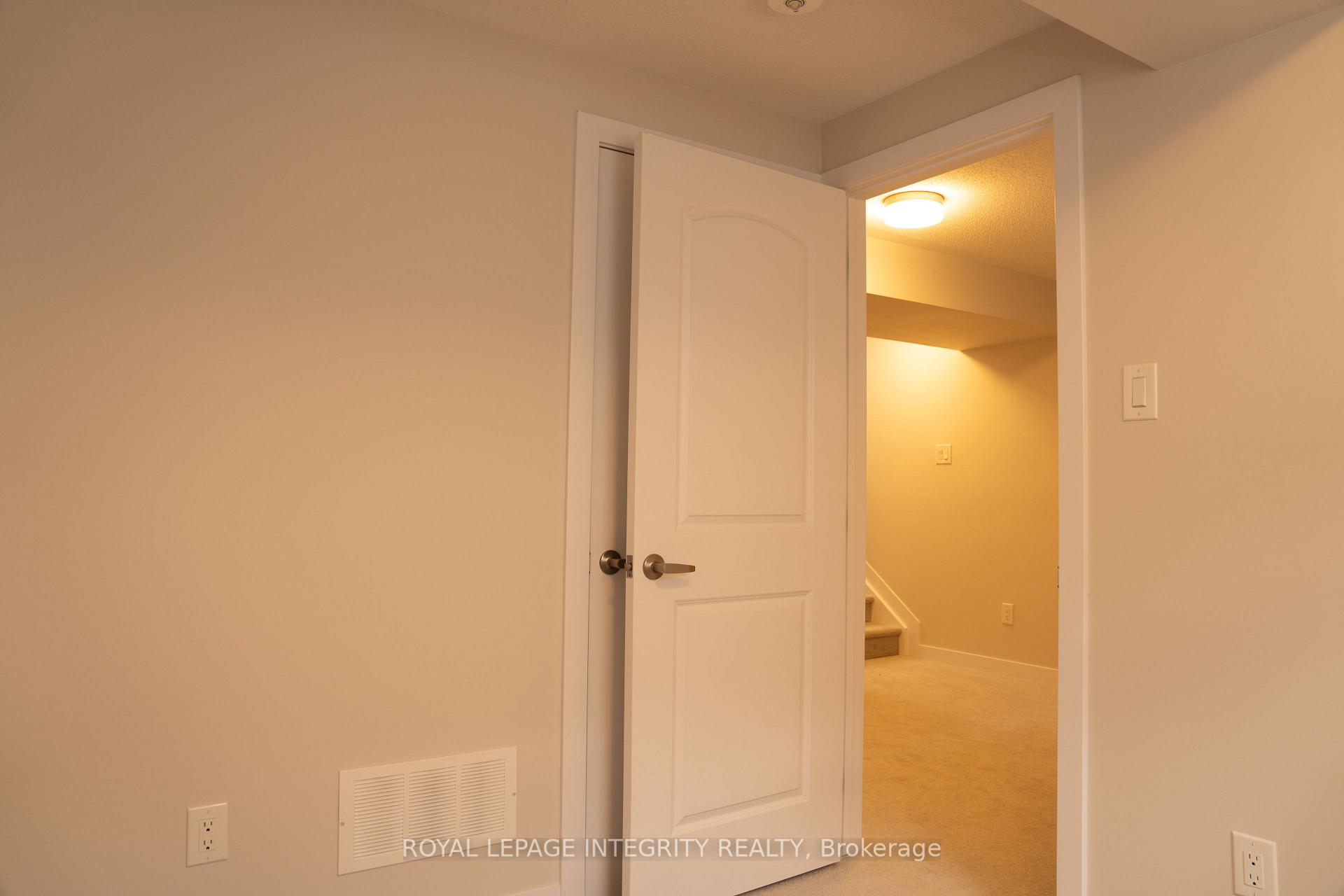 Photo 37 of 735 Haflinger Row, Ottawa, Richmond — HOMEH