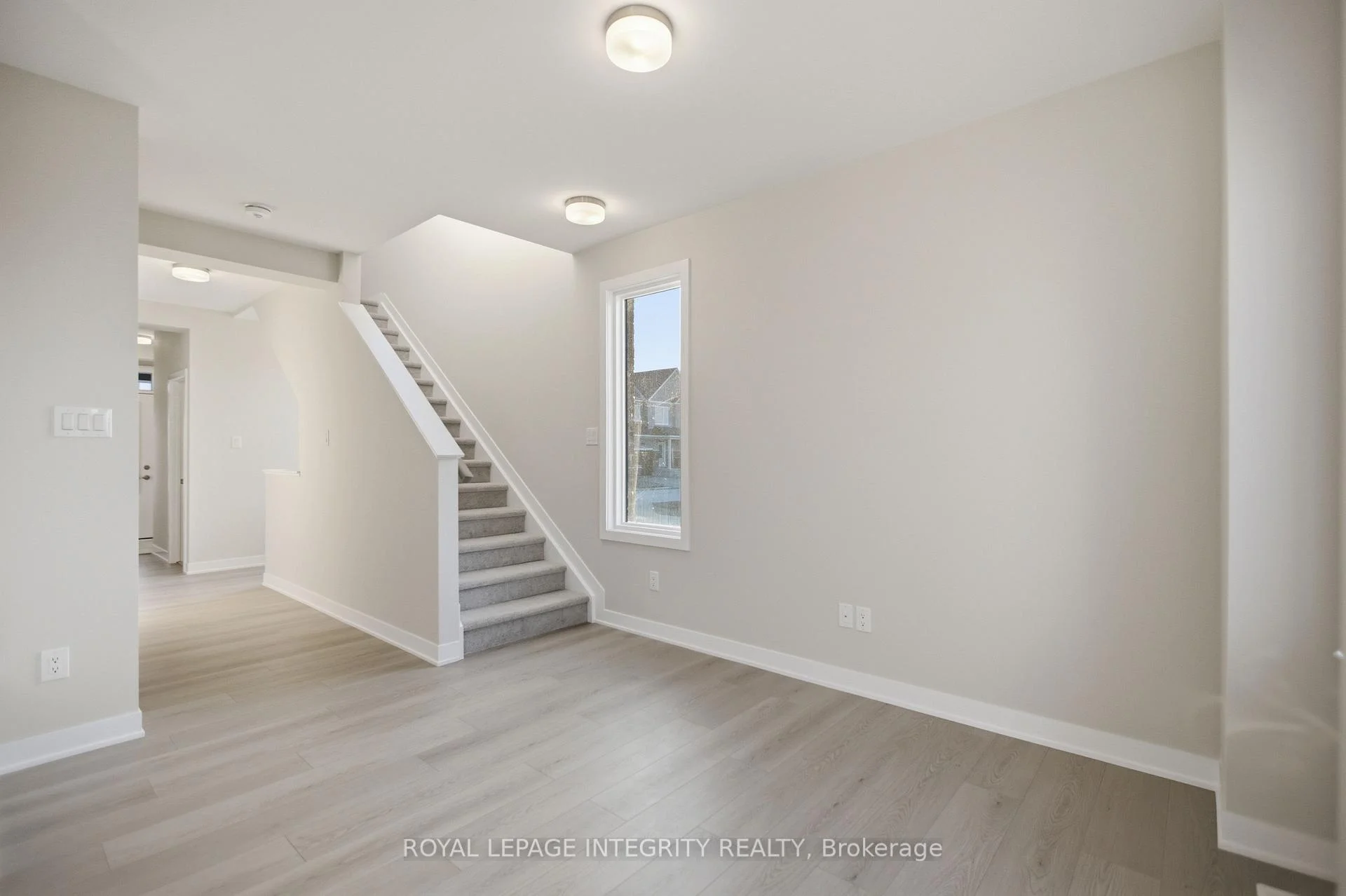 Photo 16 of 735 Haflinger Row, Ottawa, Richmond — HOMEH