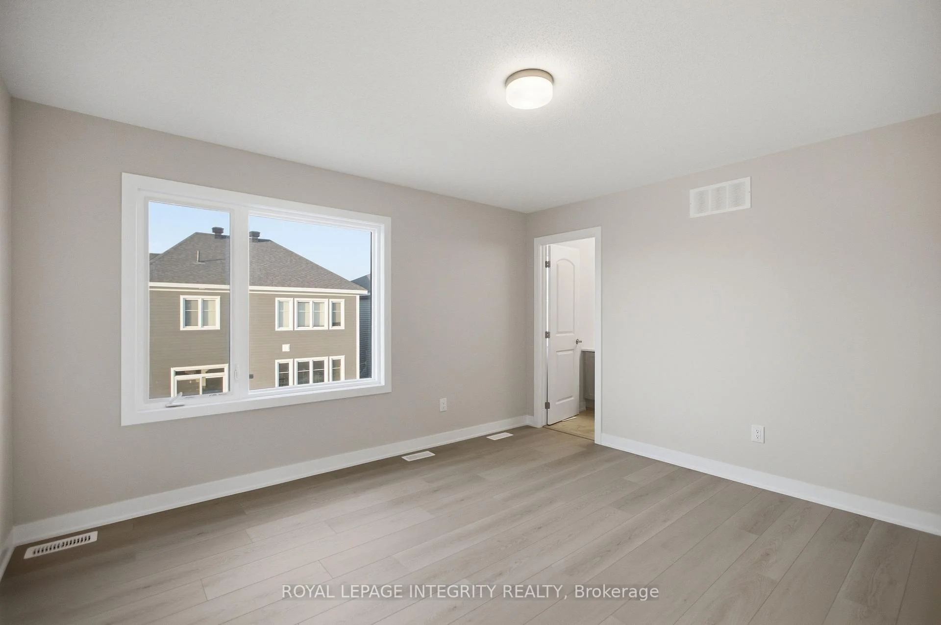 Photo 30 of 735 Haflinger Row, Ottawa, Richmond — HOMEH