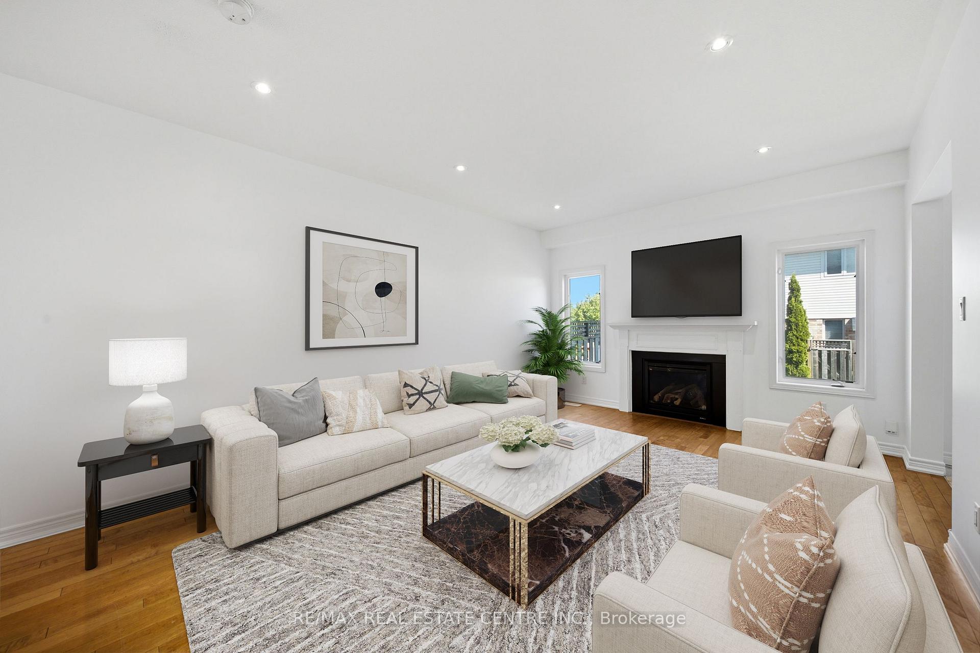 Photo 15 of Unit 32, 441 Stonehenge Drive, Hamilton, Meadowlands — HOMEH