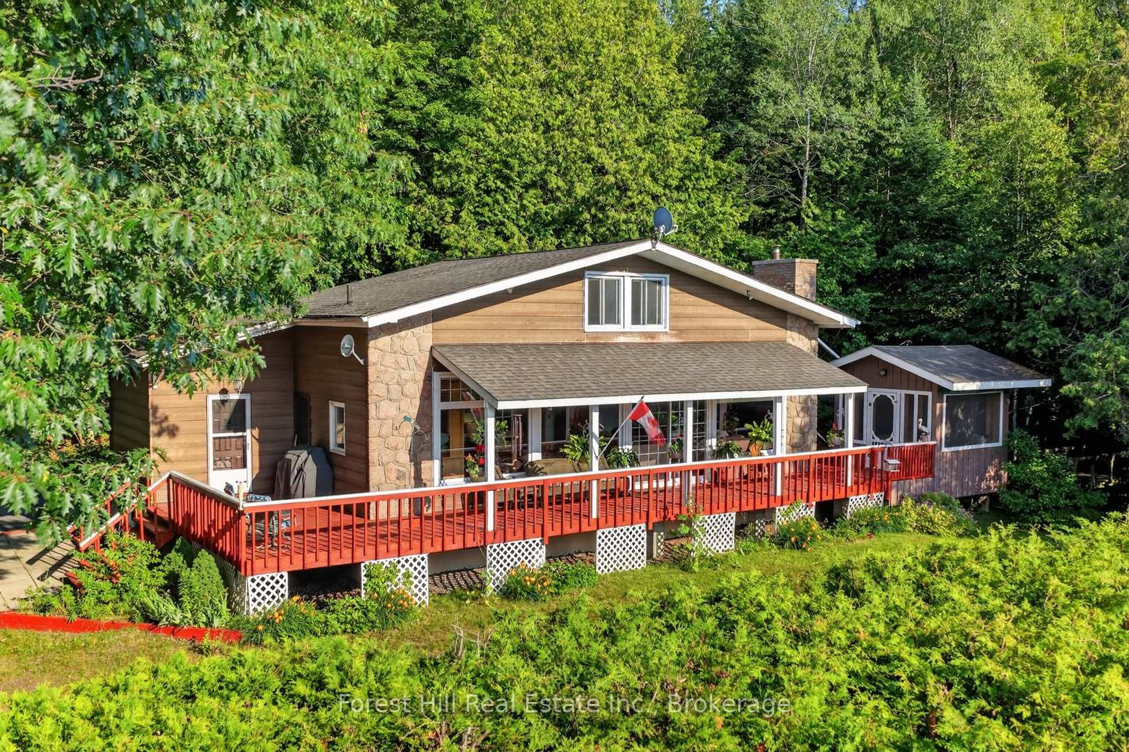 Photo 1 of 1117 Main Street, Algonquin Highlands, Sherborne — HOMEH