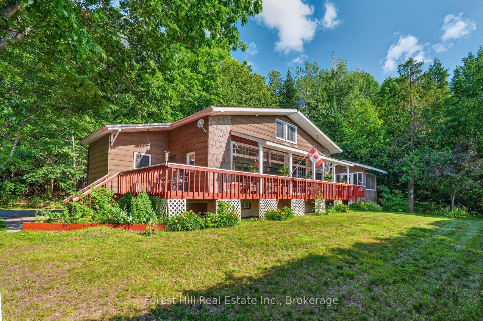 Photo 3 of 1117 Main Street, Algonquin Highlands, Sherborne — HOMEH