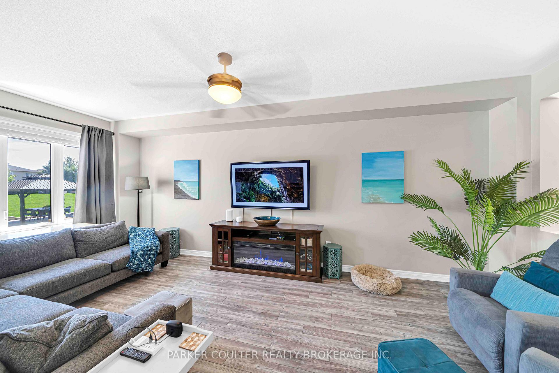 Photo 11 of 28 Sasco Way, Essa, Angus — HOMEH