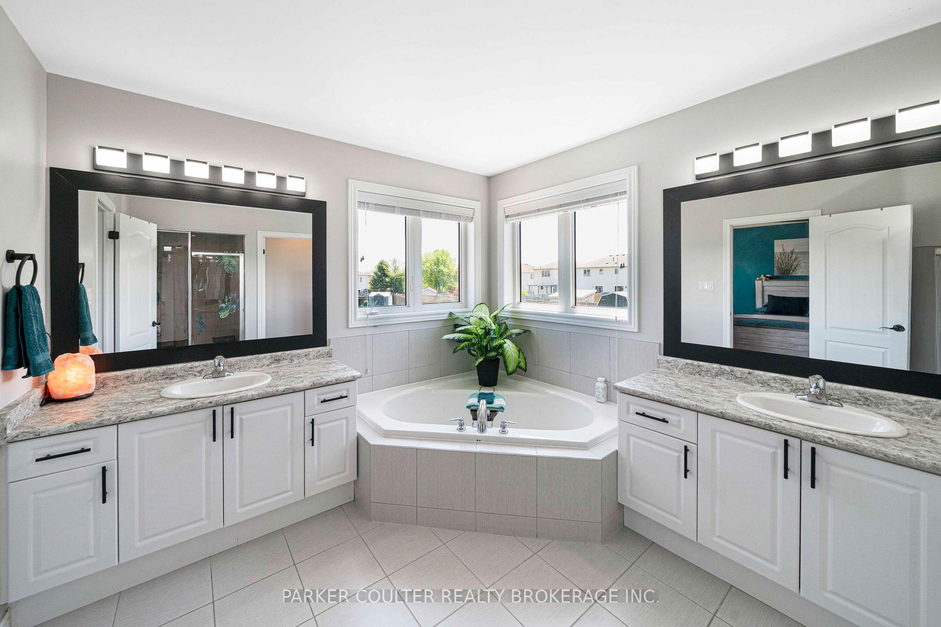 Photo 25 of 28 Sasco Way, Essa, Angus — HOMEH