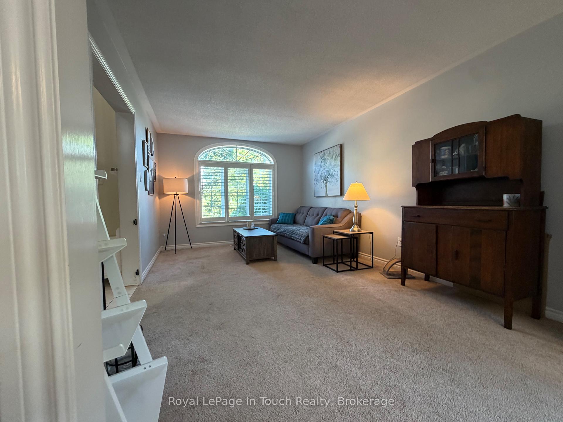 Photo 3 of 384 Keller Drive, Midland — HOMEH