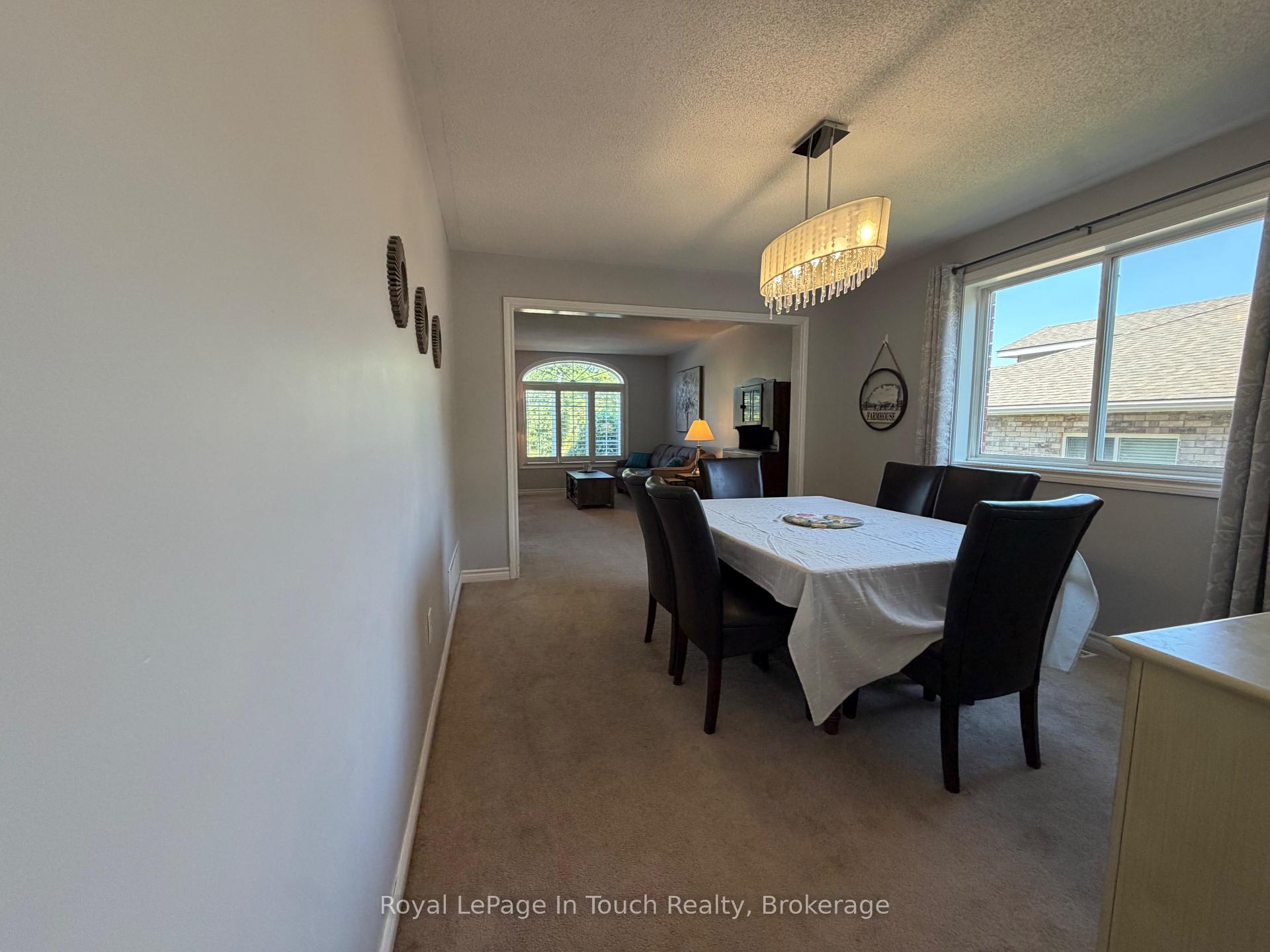 Photo 4 of 384 Keller Drive, Midland — HOMEH