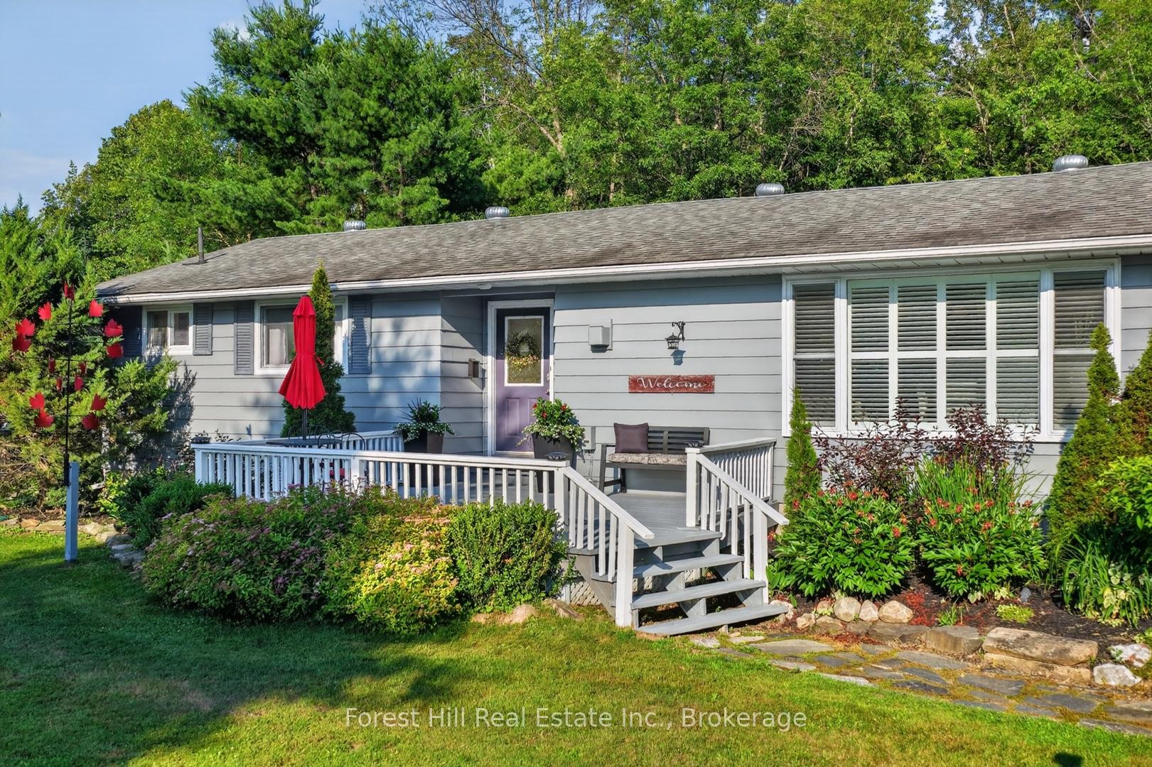 Photo 4 of 1115 Main Street, Algonquin Highlands, Sherborne — HOMEH