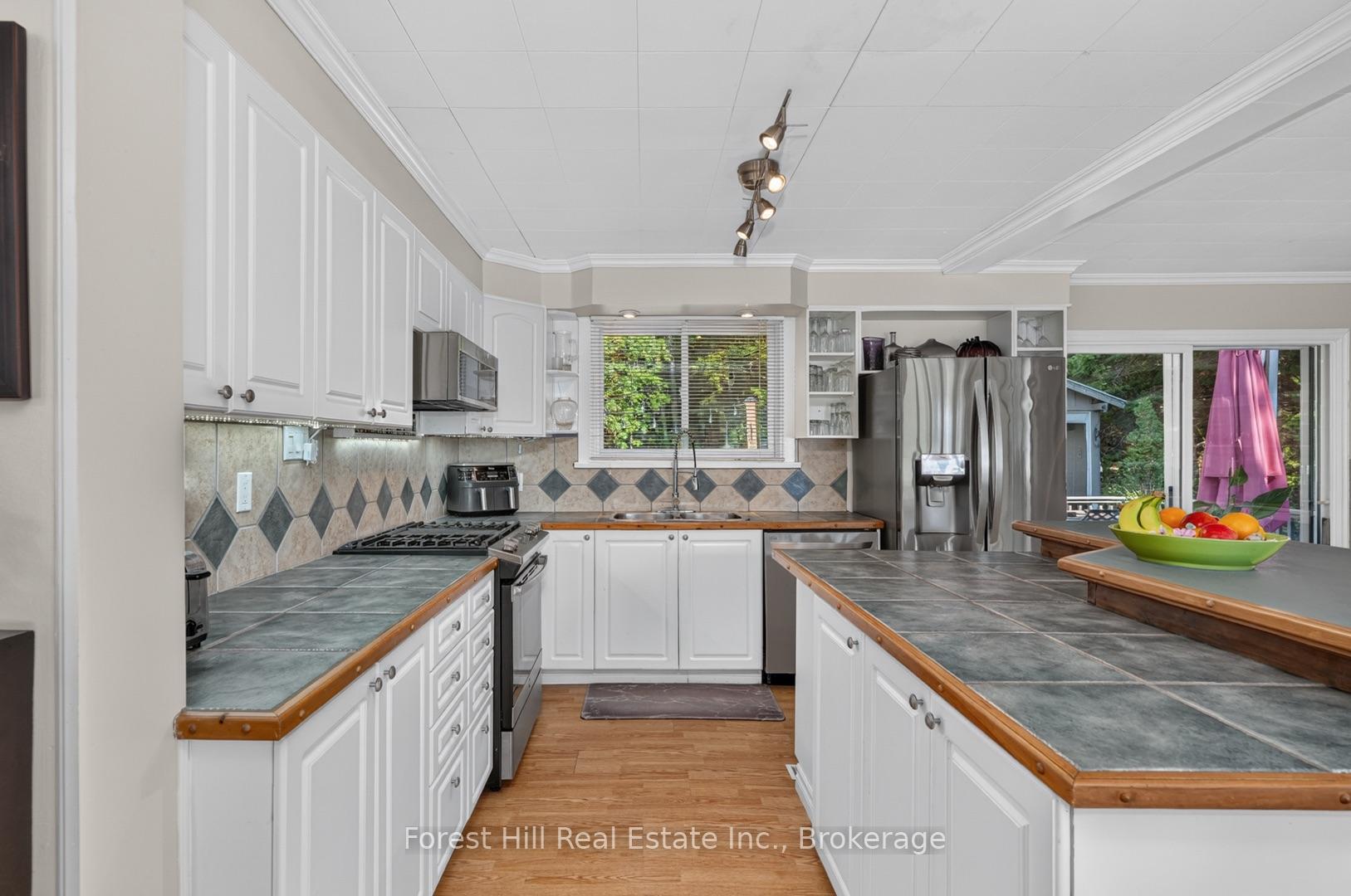 Photo 13 of 1115 Main Street, Algonquin Highlands, Sherborne — HOMEH