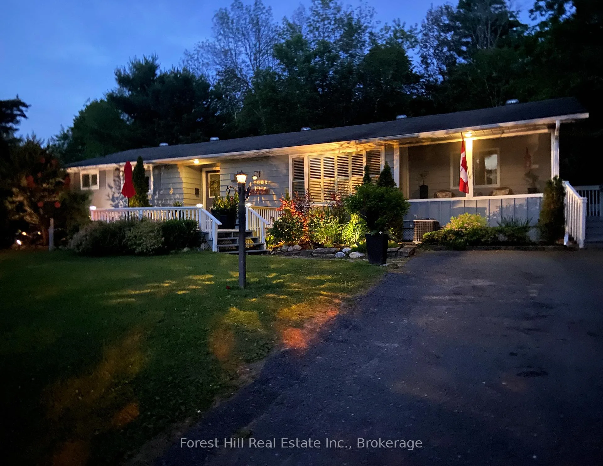 Photo 2 of 1115 Main Street, Algonquin Highlands, Sherborne — HOMEH