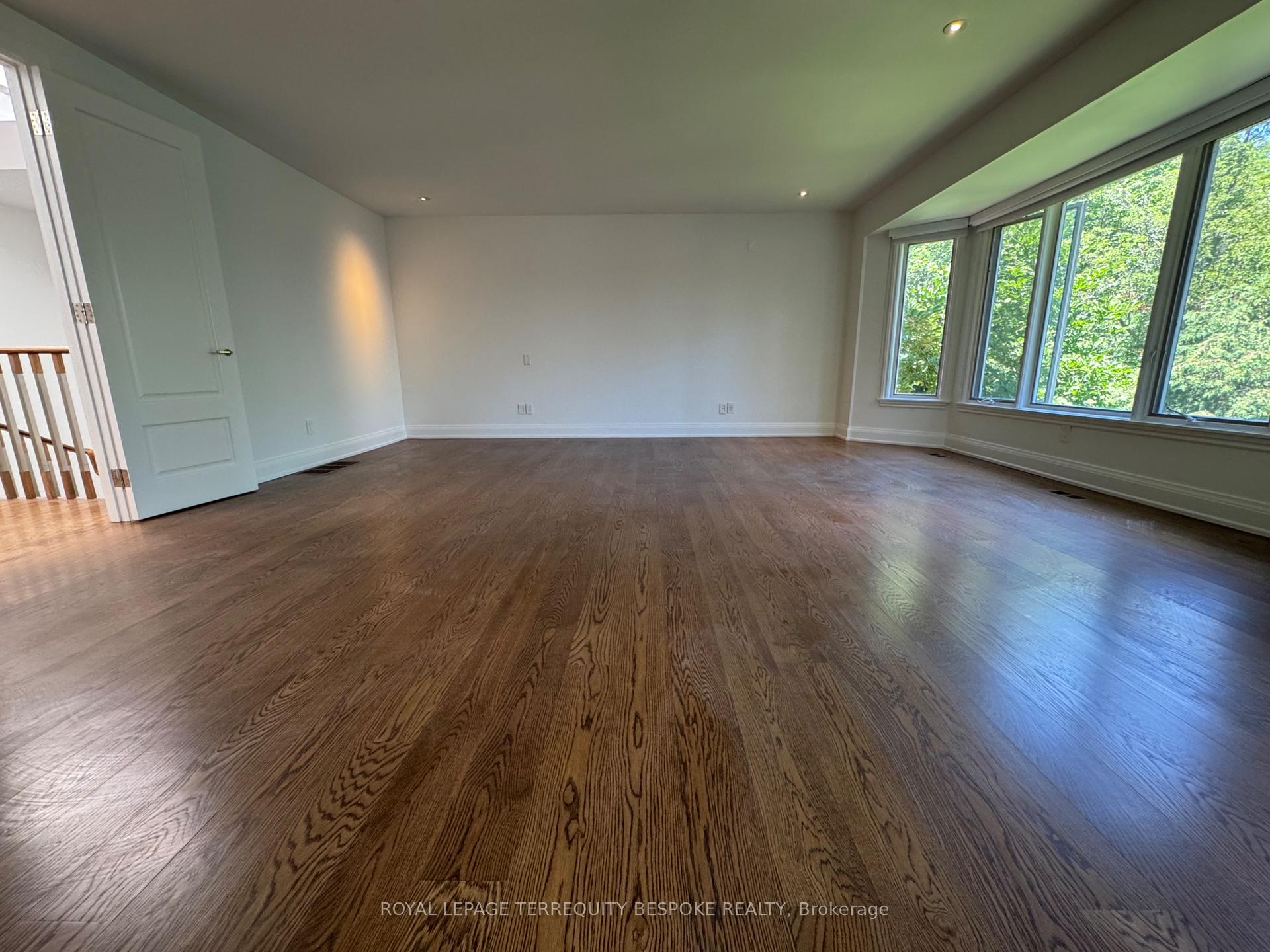 Photo 33 of 1 Scarth Road, Toronto, Rosedale-Moore Park — HOMEH