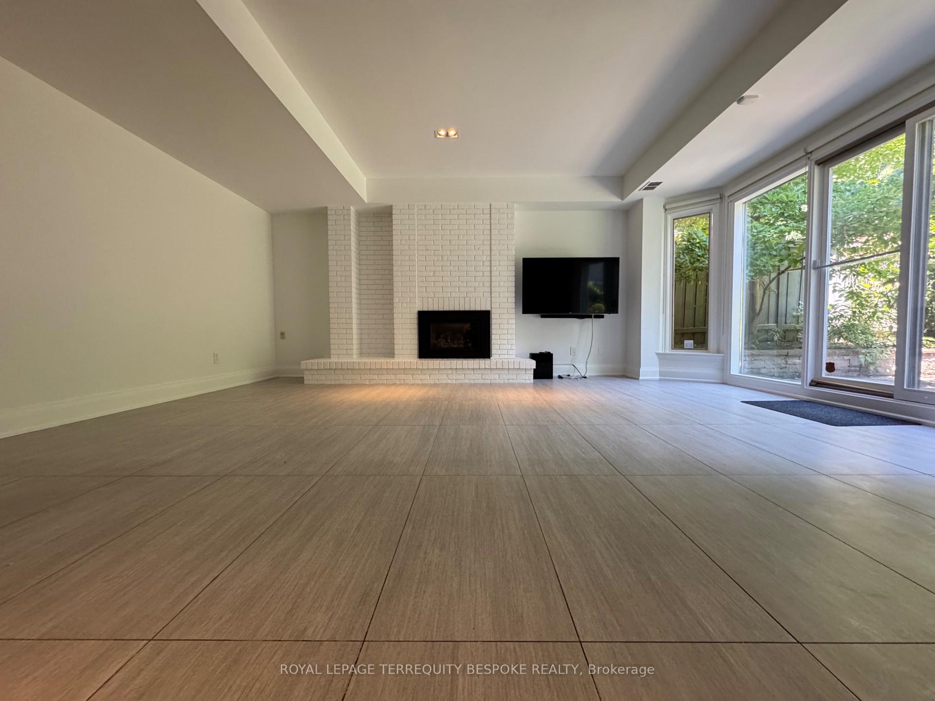 Photo 36 of 1 Scarth Road, Toronto, Rosedale-Moore Park — HOMEH