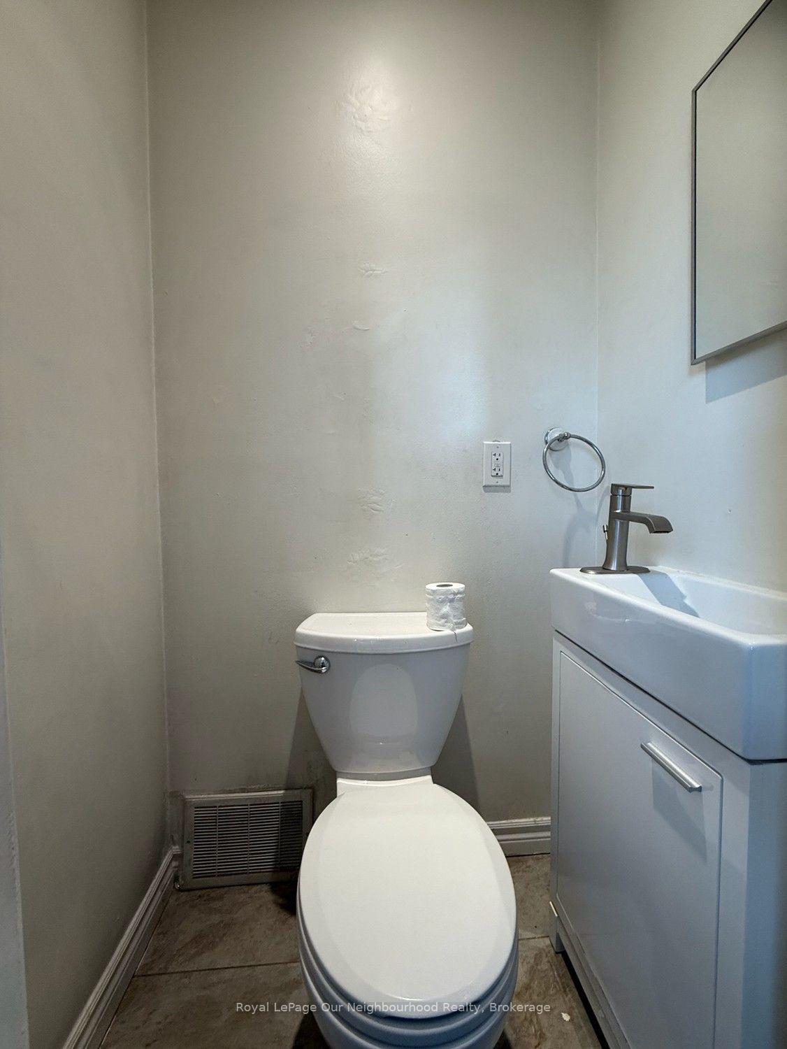 Photo 15 of 728 Weston Road, Toronto, Rockcliffe-Smythe — HOMEH
