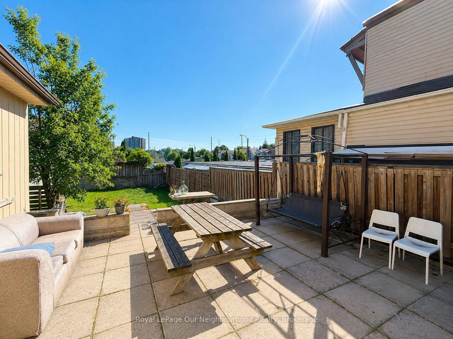 Photo 17 of 728 Weston Road, Toronto, Rockcliffe-Smythe — HOMEH