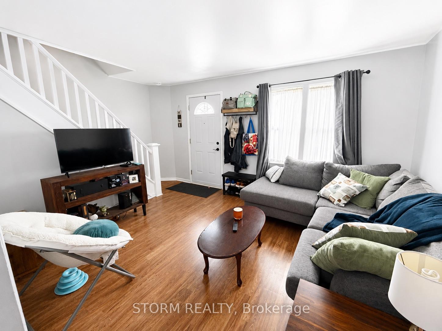Photo 7 of 456 4th Street W, Cornwall, Cornwall — HOMEH