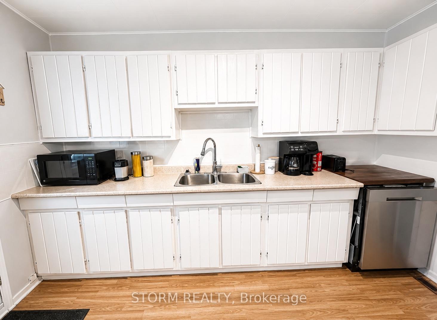 Photo 13 of 456 4th Street W, Cornwall, Cornwall — HOMEH