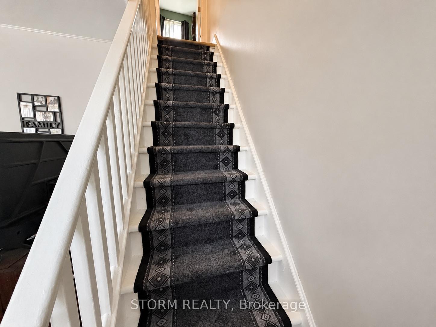 Photo 15 of 456 4th Street W, Cornwall, Cornwall — HOMEH