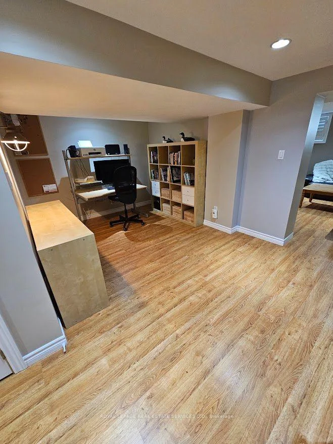 Photo 33 of 117 Westrose Avenue, Etobicoke, Kingsway South — HOMEH