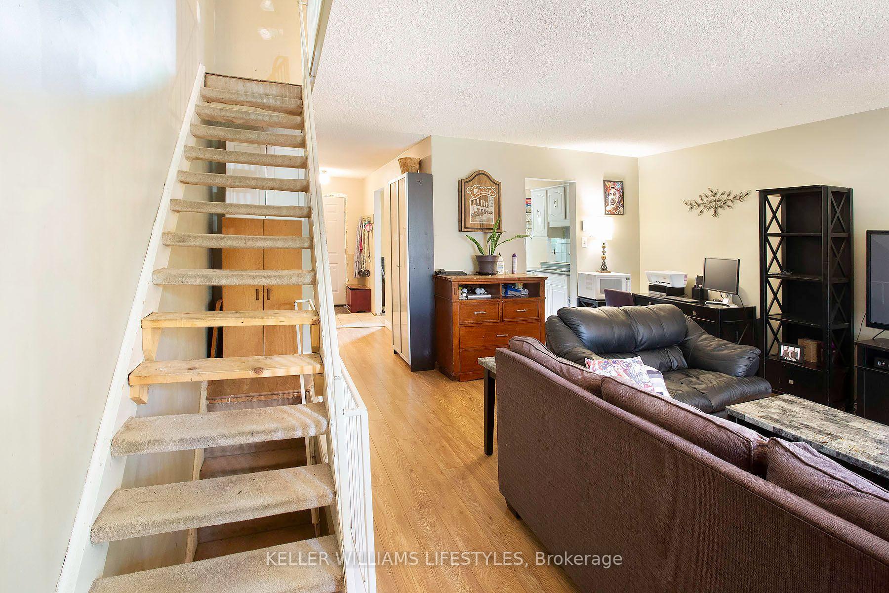 Photo 8 of 120 Monmore Road, London, North F — HOMEH