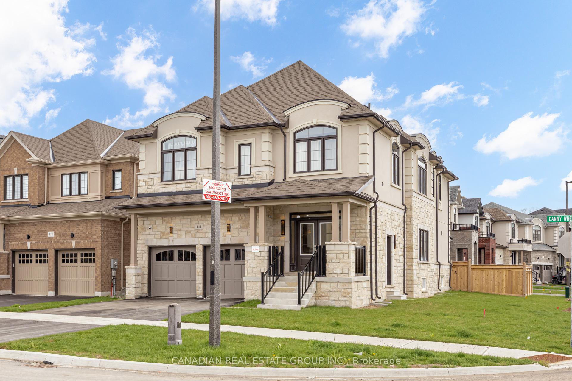 Photo 3 of 141 Danny Wheeler Boulevard, Georgina, Keswick North — HOMEH