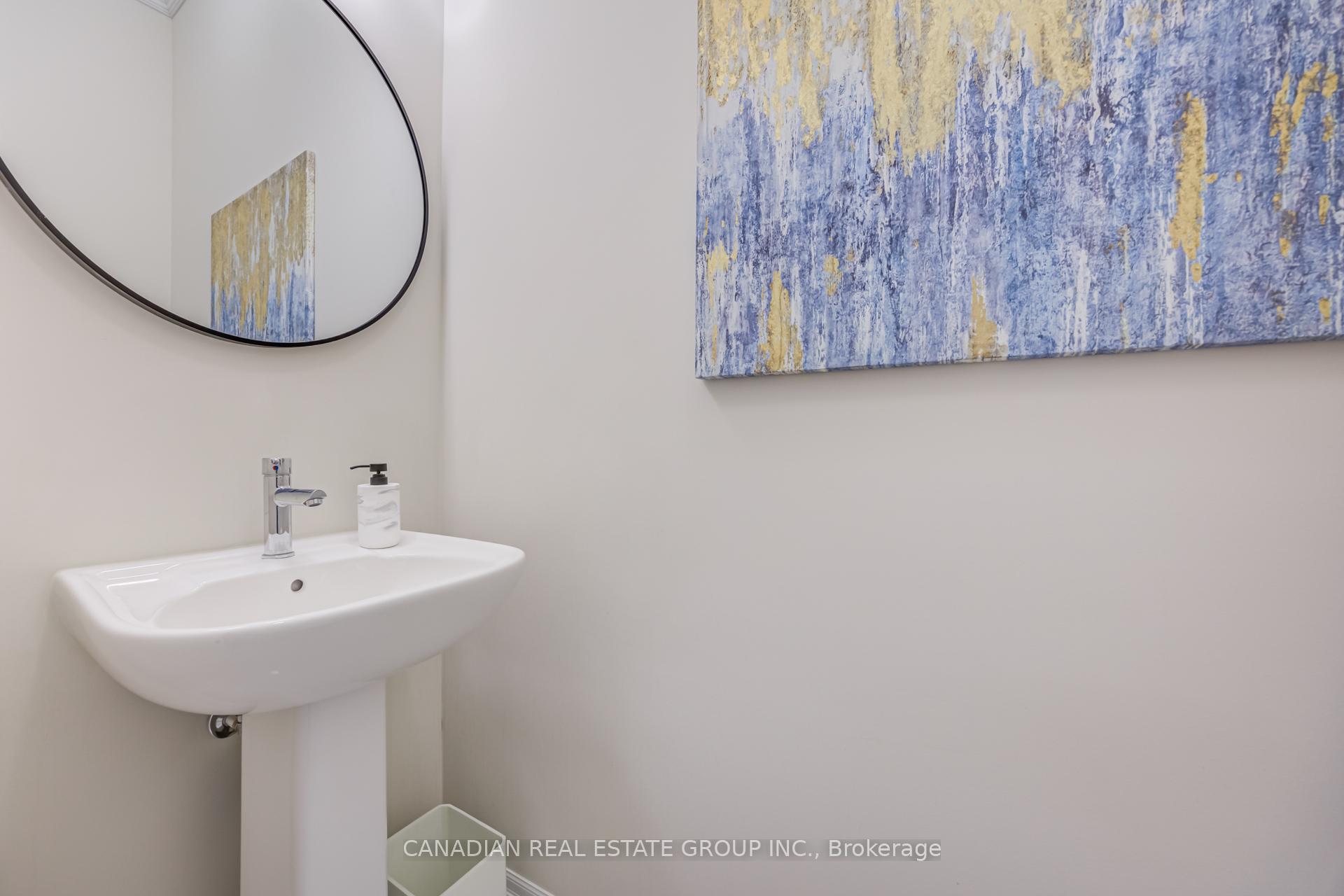 Photo 18 of 141 Danny Wheeler Boulevard, Georgina, Keswick North — HOMEH