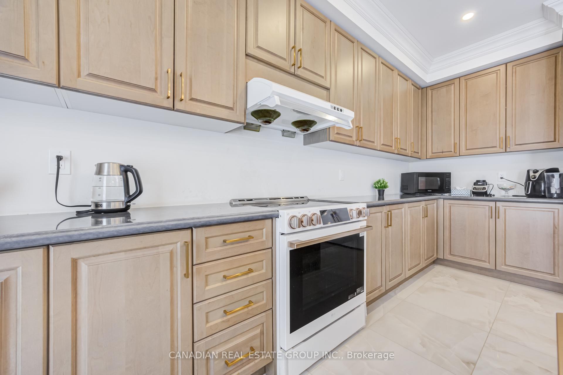 Photo 27 of 141 Danny Wheeler Boulevard, Georgina, Keswick North — HOMEH