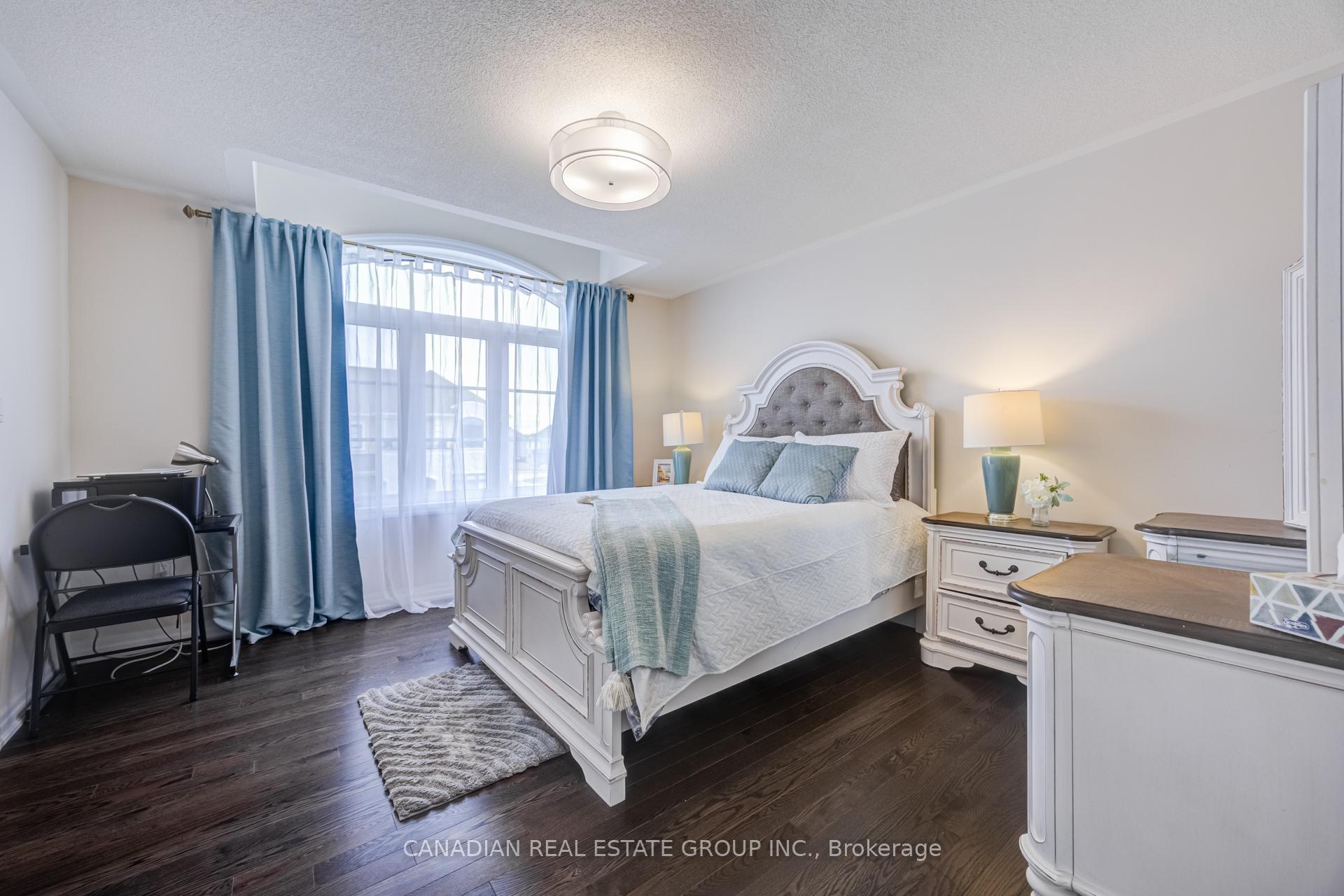 Photo 36 of 141 Danny Wheeler Boulevard, Georgina, Keswick North — HOMEH