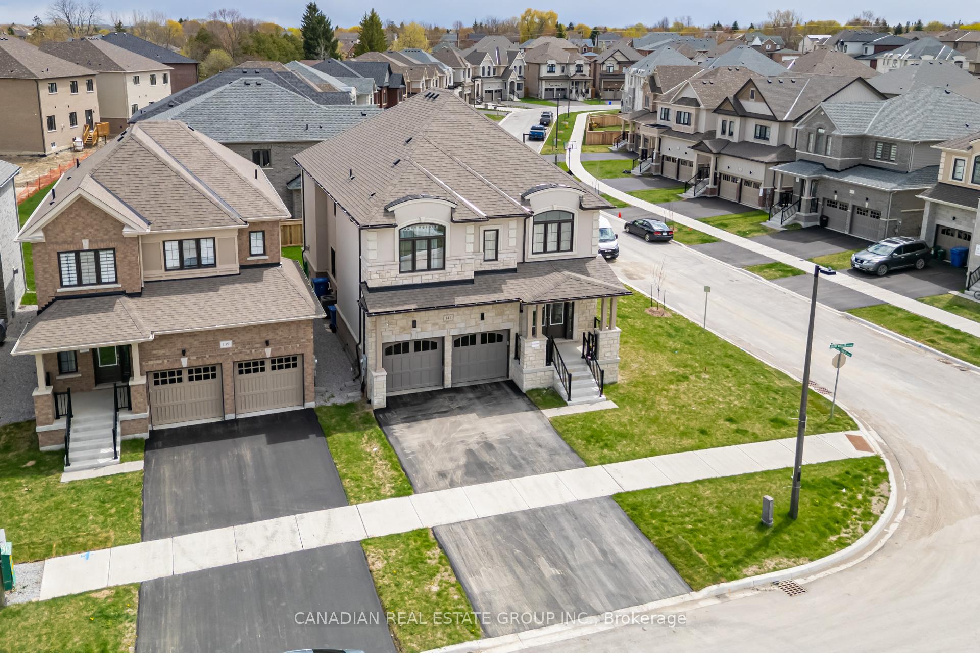 Photo 50 of 141 Danny Wheeler Boulevard, Georgina, Keswick North — HOMEH