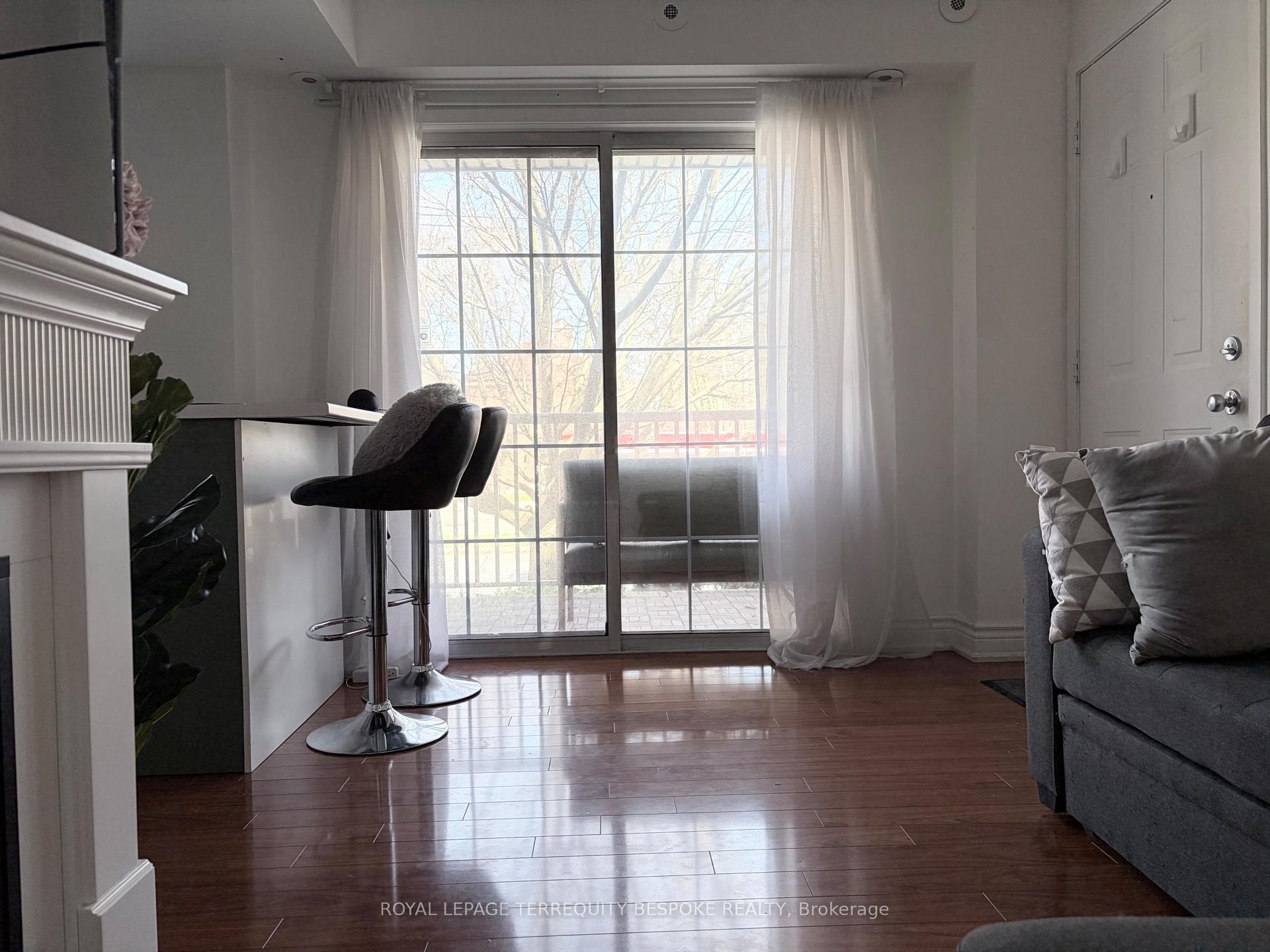 Photo 11 of Unit 3, 95 The Queensway, Toronto, High Park-Swansea — HOMEH