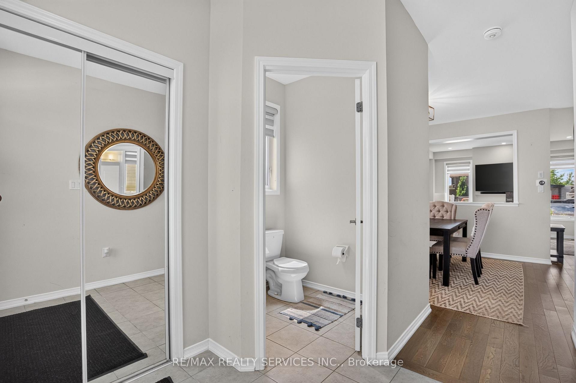 Photo 5 of 8 Munro Circle, Brantford, Empire South — HOMEH