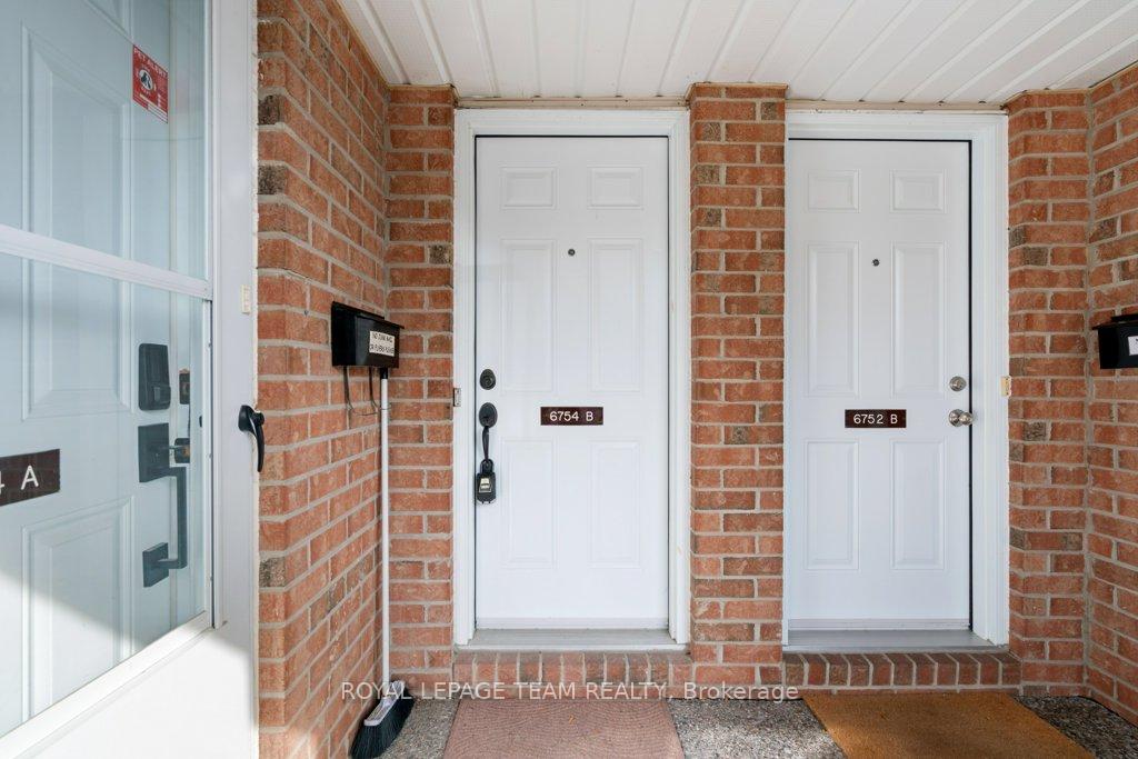 Photo 3 of Unit B, 6754 Jeanne D'Arc Boulevard, Ottawa, Convent Glen North — HOMEH