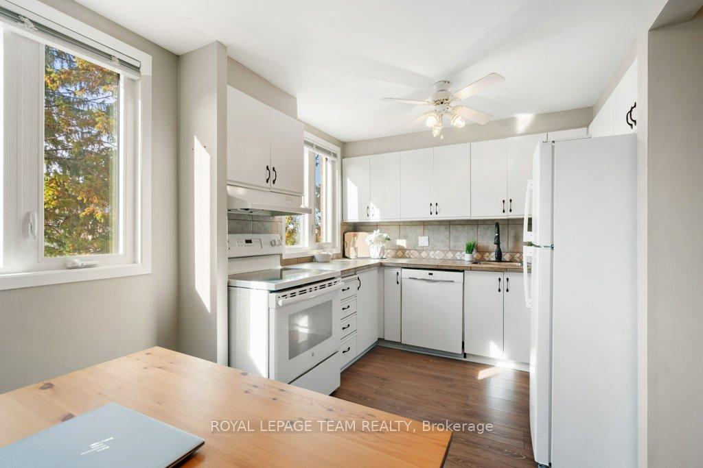Photo 18 of Unit B, 6754 Jeanne D'Arc Boulevard, Ottawa, Convent Glen North — HOMEH