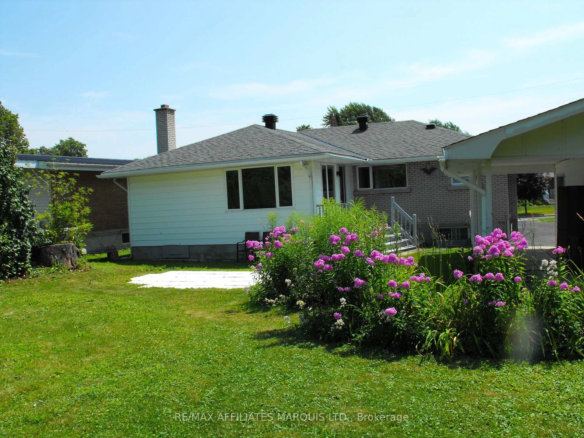 Photo 27 of 777 Sandfield Crescent, Cornwall, Cornwall — HOMEH