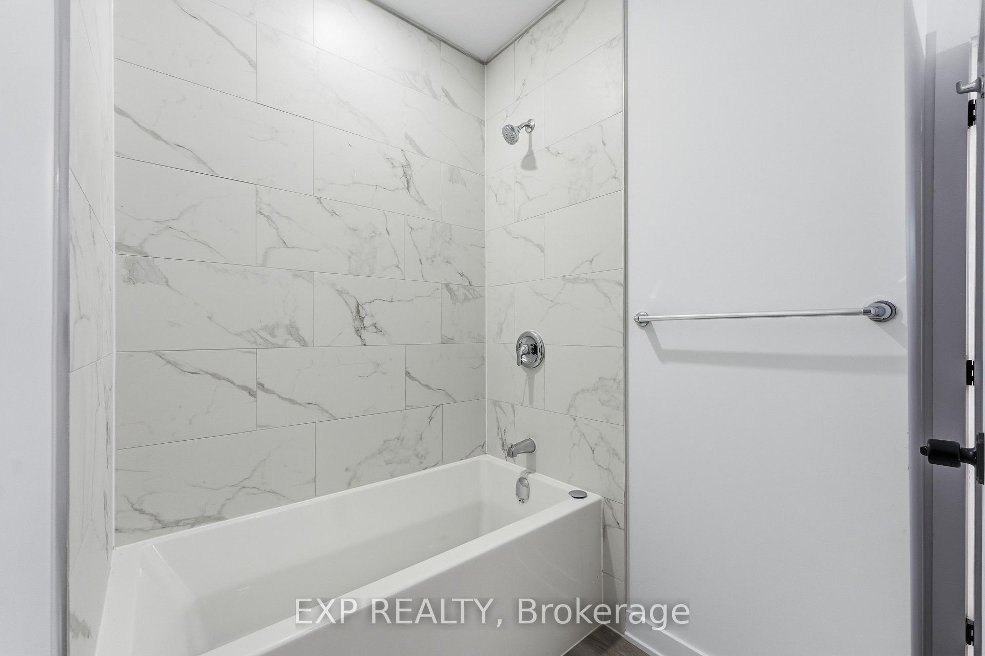 Photo 13 of Unit C, 1371 Louis Lane, Ottawa, Cyrville Rd./Industrial Park — HOMEH