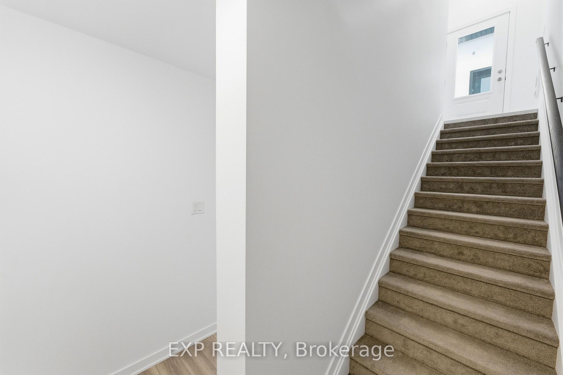 Photo 18 of Unit C, 1371 Louis Lane, Ottawa, Cyrville Rd./Industrial Park — HOMEH