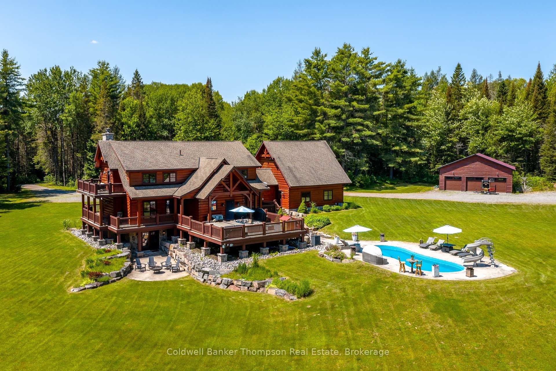 Photo 4 of 407 Stisted Road N, Ryerson — HOMEH