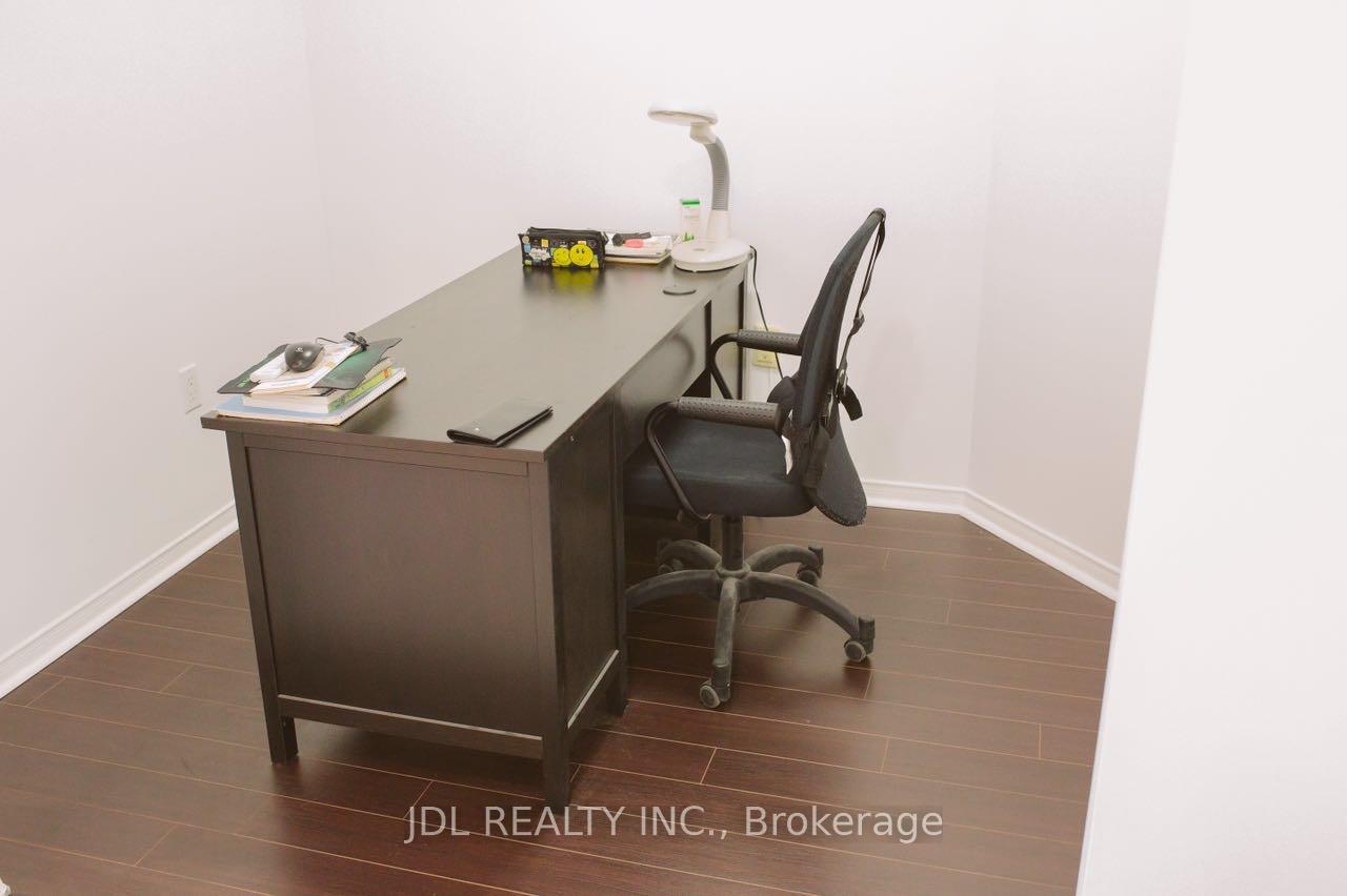 Photo 10 of Unit 603, 887 Bay Street, Toronto, Bay Street Corridor — HOMEH
