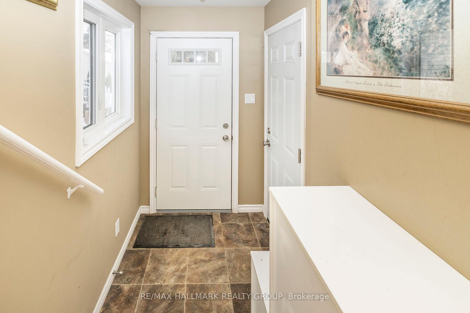 Photo 12 of 1796 Dumas Street, Ottawa, Chateauneuf — HOMEH